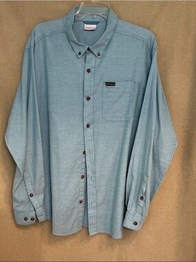 Columbia Light Blue Long-Sleeve Button-Down Shirt